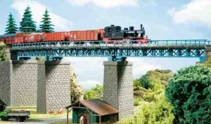 Most stalowy na łuku, Auhagen 13325