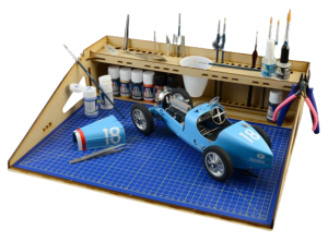 Modelarska stacja robocza, Italeri 50833
