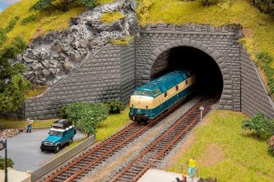 Portal tunelowy dwutorowy, Faller 120578