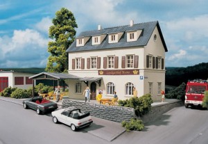 Hotel, Piko 61830