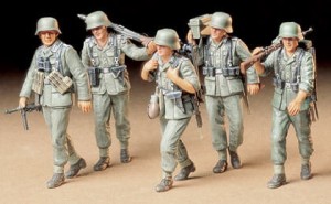 German Machine Gun Crew, Tamiya 35184